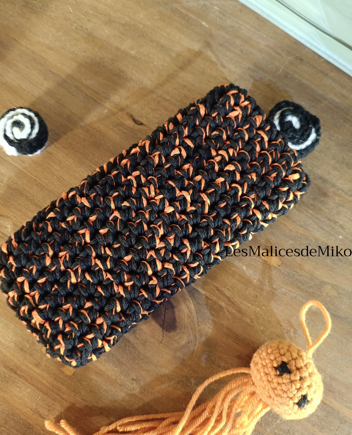 Pochette Portable - Noir & Orange